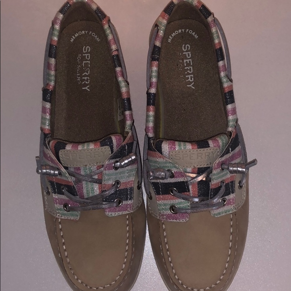 Sperry Loafers - Picture 2 of 2